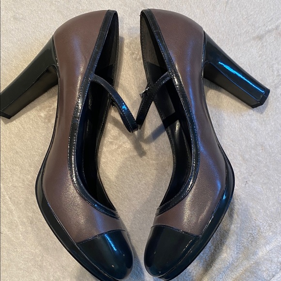 Lauren Ralph Lauren Mary Jane taupe leather gray patent platform heels Sz 8.5 - Picture 9 of 9